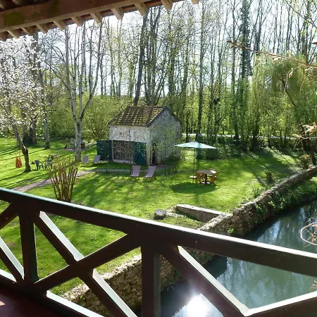Le Moulin De Augustin
